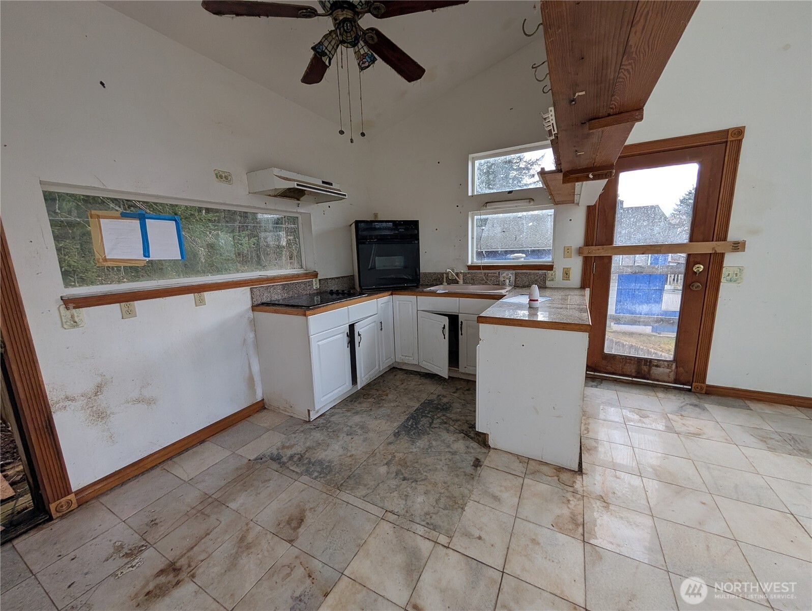 51 E Seamount Way Shelton WA 98584