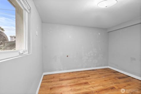 934 N 100th Street Seattle WA 98133