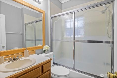 934 N 100th Street Seattle WA 98133