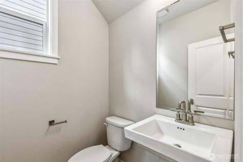 8909 126th Street Court E Puyallup WA 98375