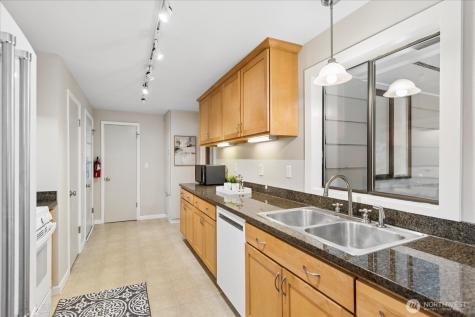 6017 190th Street SW Lynnwood WA 98036
