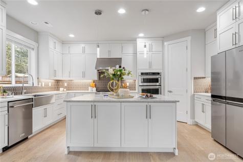7230 NE 129th Street Kirkland WA 98034
