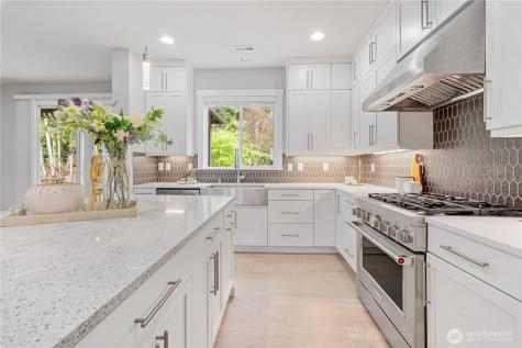 7230 NE 129th Street Kirkland WA 98034