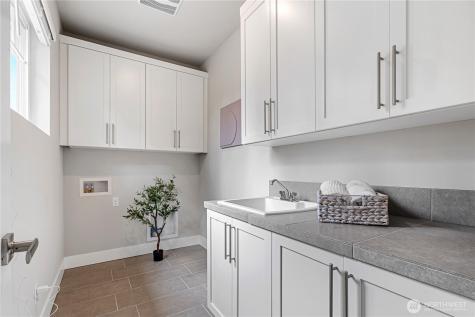 7230 NE 129th Street Kirkland WA 98034