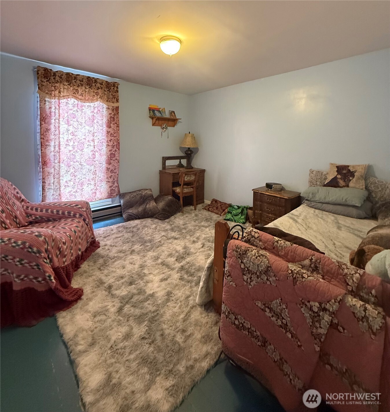 1102 Water Street Raymond WA 98577