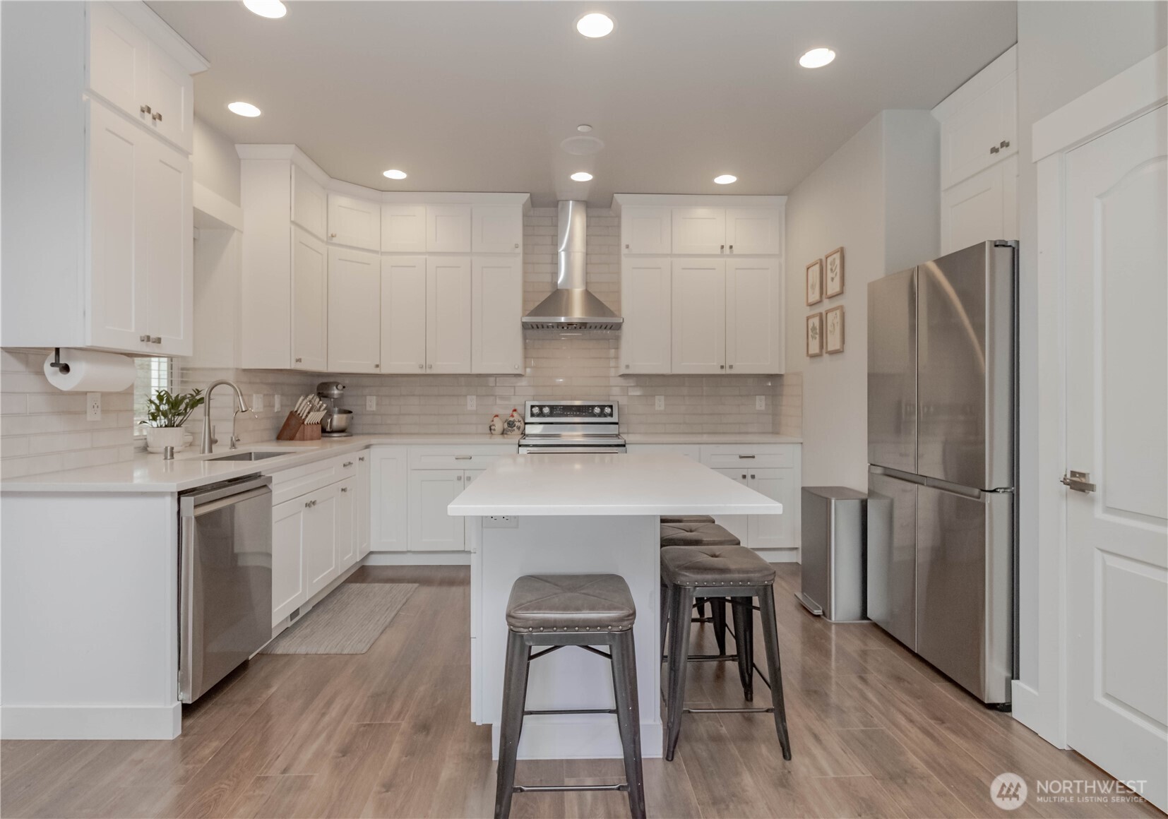 9409 9th Avenue Ct E Tacoma WA 98445