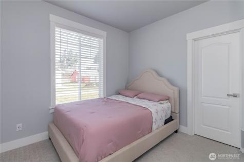 9409 9th Avenue Court E Tacoma WA 98445