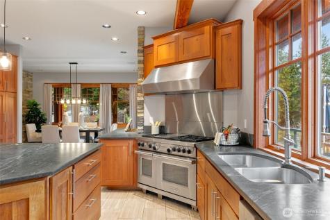 43013 SE 163rd Street North Bend WA 98045