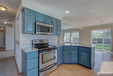 2327 Spring Wheat Road East Wenatchee WA 98802