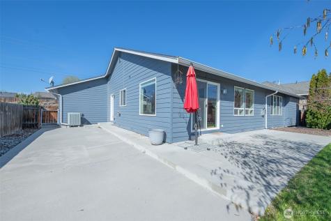 2327 Spring Wheat Road East Wenatchee WA 98802