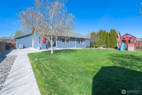 2327 Spring Wheat Road East Wenatchee WA 98802