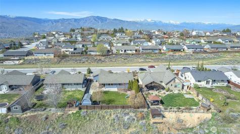 2327 Spring Wheat Road East Wenatchee WA 98802