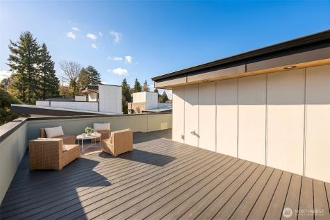 5204 Sand Point Way NE Seattle WA 98105