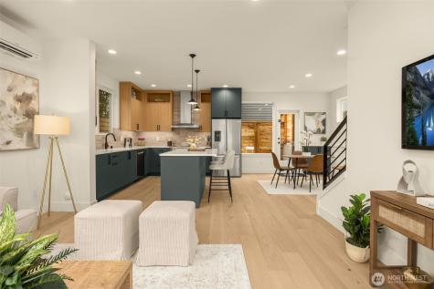 5204 Sand Point Way NE Seattle WA 98105