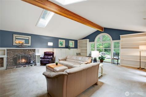4320 Palomino Drive NE Bainbridge Island WA 98110