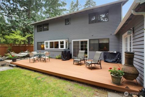 4320 Palomino Drive NE Bainbridge Island WA 98110