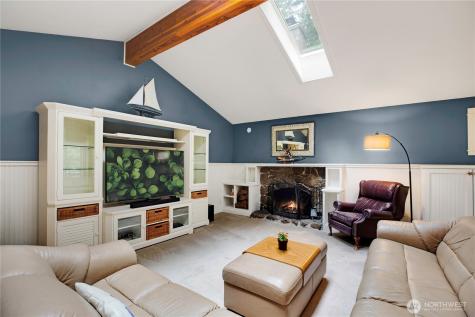 4320 Palomino Drive NE Bainbridge Island WA 98110