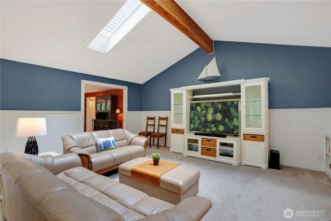4320 Palomino Drive NE Bainbridge Island WA 98110