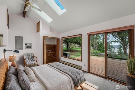 3968 S East Camano Drive Camano Island WA 98282