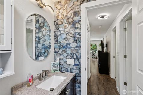 223 Joann Lane Arlington WA 98223