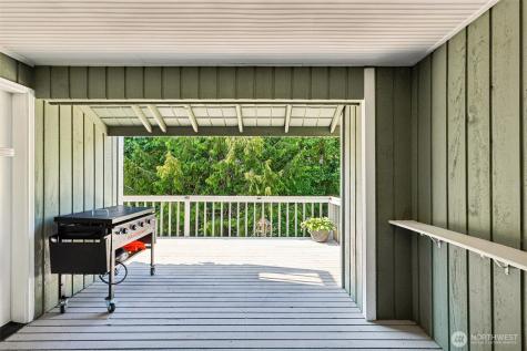 223 Joann Lane Arlington WA 98223