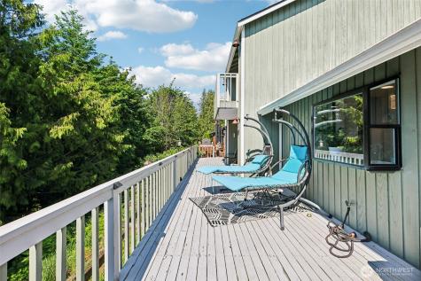 223 Joann Lane Arlington WA 98223