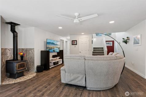 223 Joann Lane Arlington WA 98223