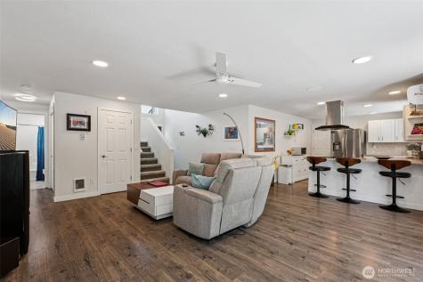 223 Joann Lane Arlington WA 98223