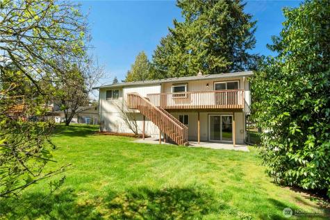2210 27th Avenue SE Puyallup WA 98374