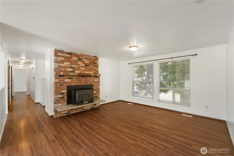 2210 27th Avenue SE Puyallup WA 98374