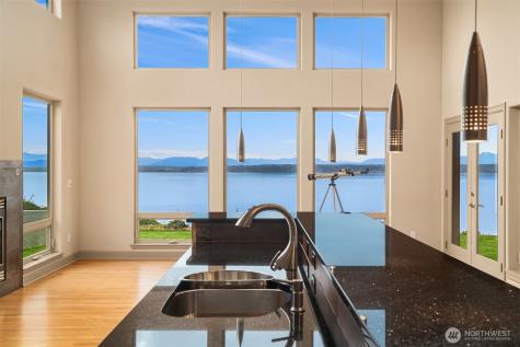 1639 S Country Club Drive Camano Island WA 98282