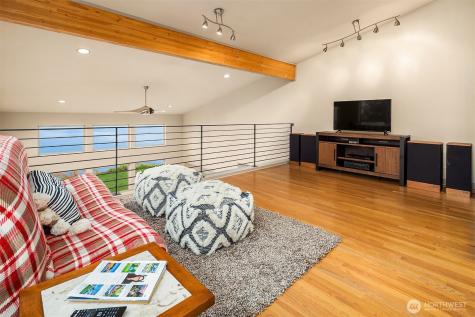 1639 S Country Club Drive Camano Island WA 98282