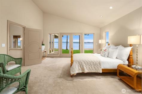 1639 S Country Club Drive Camano Island WA 98282