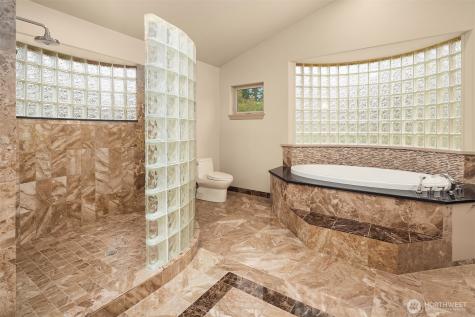 1639 S Country Club Drive Camano Island WA 98282