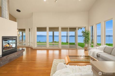 1639 S Country Club Drive Camano Island WA 98282