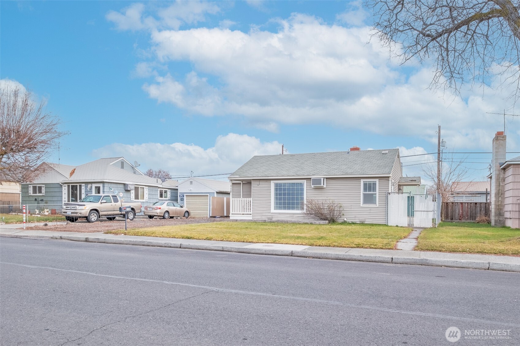 112 E Street NE Ephrata WA 98823