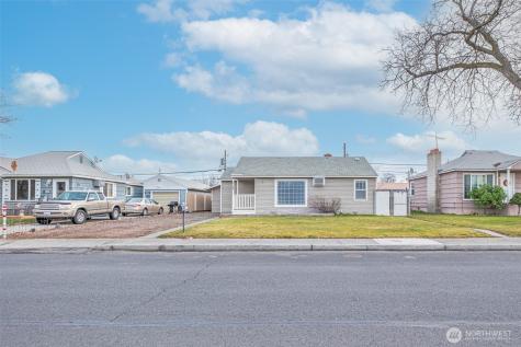 112 E Street NE Ephrata WA 98823