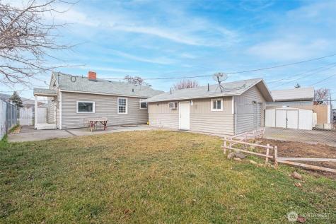 112 E Street NE Ephrata WA 98823