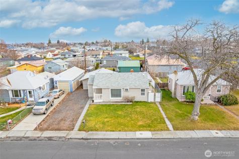 112 E Street NE Ephrata WA 98823