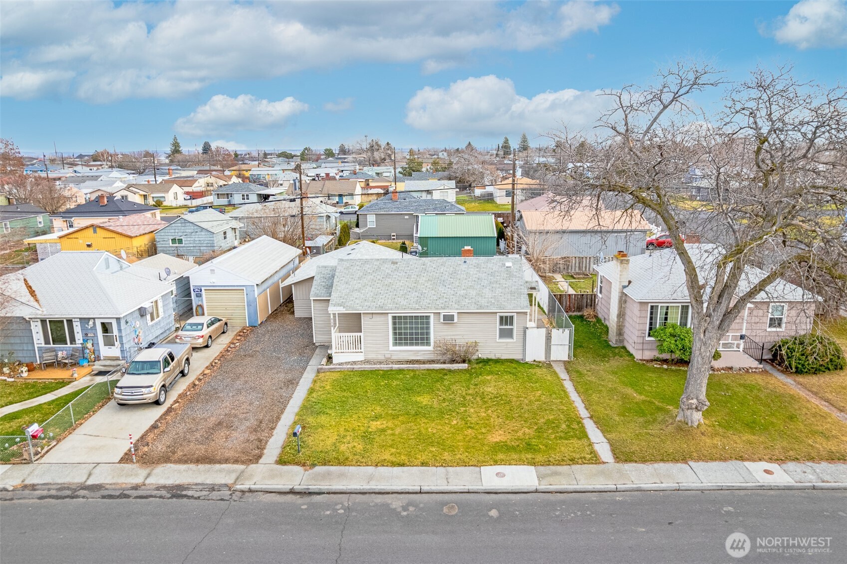 112 E Street NE Ephrata WA 98823