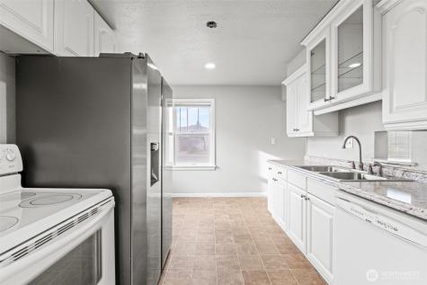 112 E Street NE Ephrata WA 98823