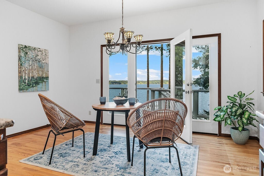 141 E Winterwood Drive Grapeview WA 98546