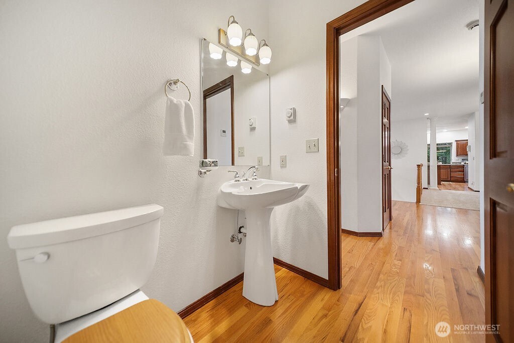 141 E Winterwood Drive Grapeview WA 98546