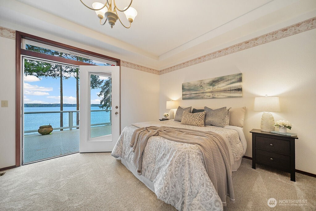 141 E Winterwood Drive Grapeview WA 98546