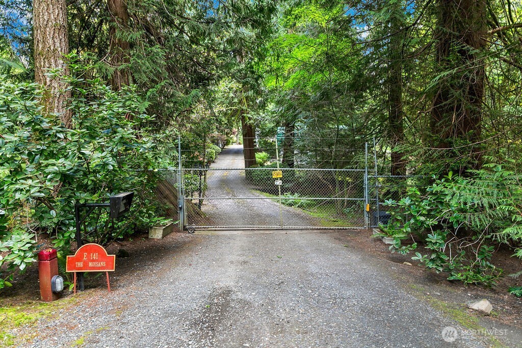 141 E Winterwood Drive Grapeview WA 98546