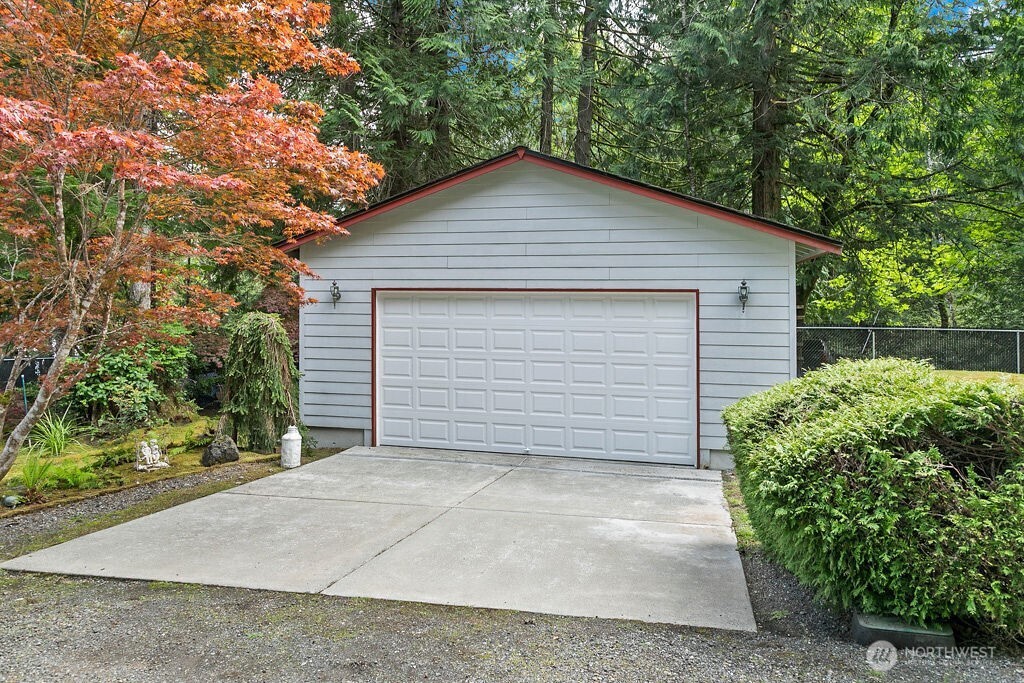141 E Winterwood Drive Grapeview WA 98546