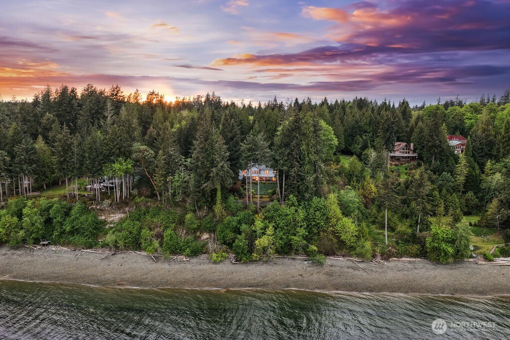 141 E Winterwood Drive Grapeview WA 98546