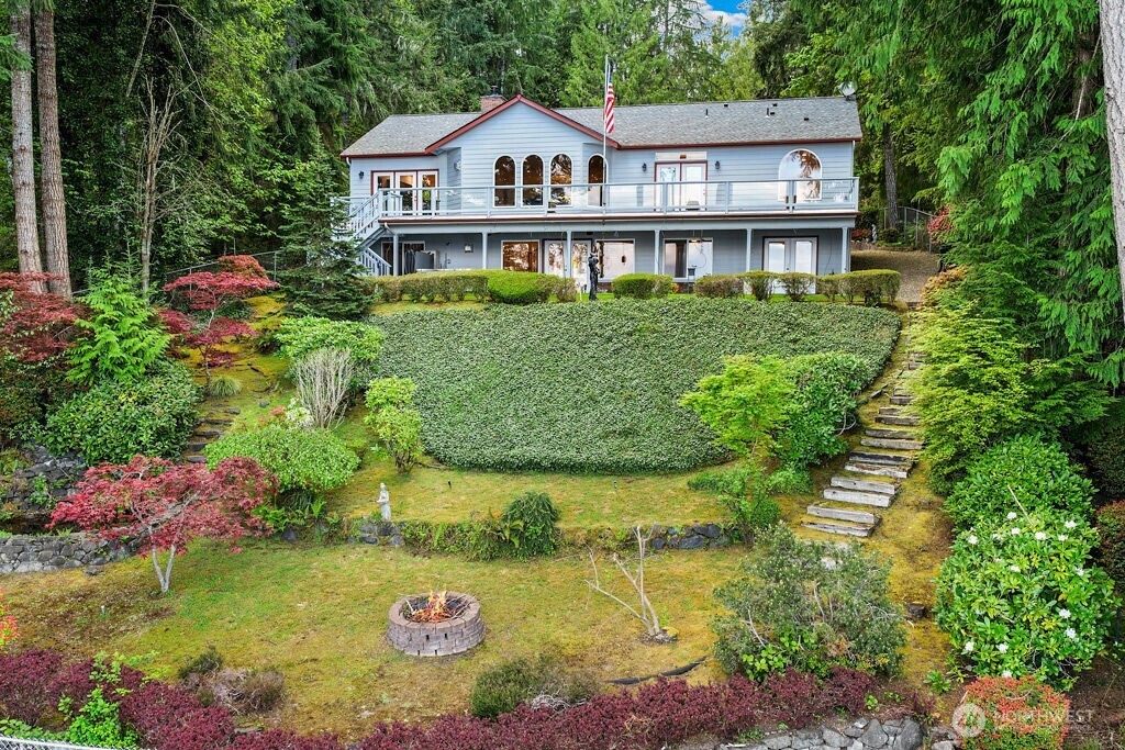 141 E Winterwood Drive Grapeview WA 98546