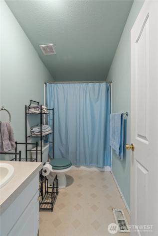 1614 W Martin Street Elma WA 98541