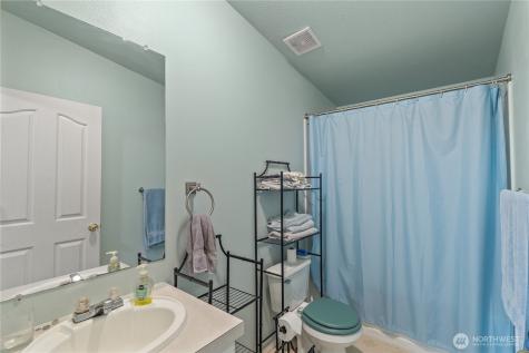1614 W Martin Street Elma WA 98541
